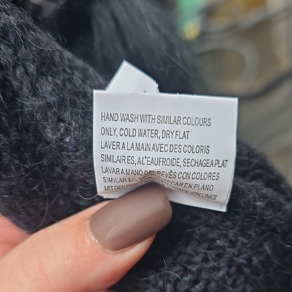 Forla Paris Black and Gray Women's Statement Cardigan - Picture 6 of 6